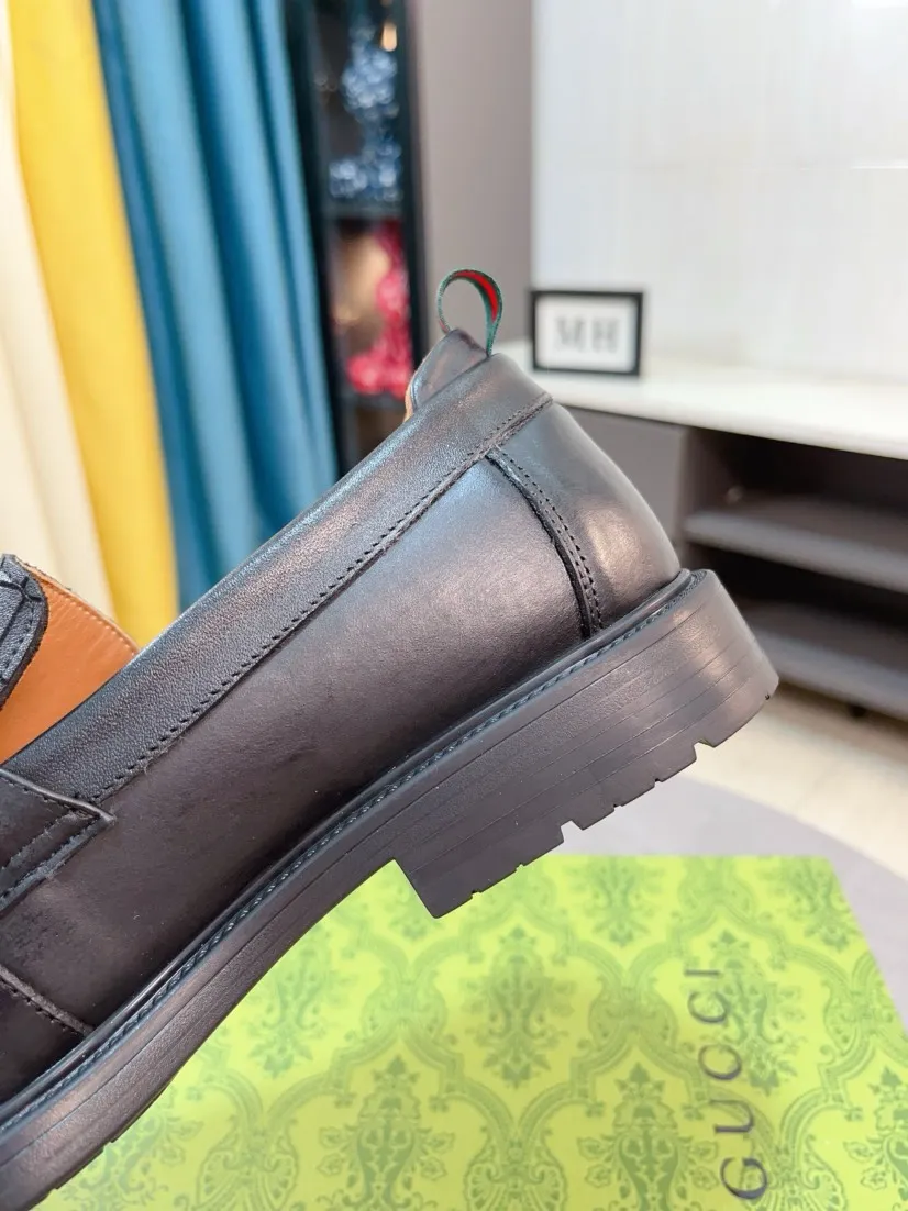 Men's shoes 💰500🌹🌹[GUCCI Gucci] A new style of formal men's leather shoes is coming ~ The original quality upper is made of Italian cowhide➕The leather is soft and delicate, comfortable and soft. The top layer of genuine leather, rubber wear-resistant outsole, the shoe shape is dignified and domineering, and the luxury charm is not concealed! The natural and free nouveau riche leads the trend. Code number: 38-44